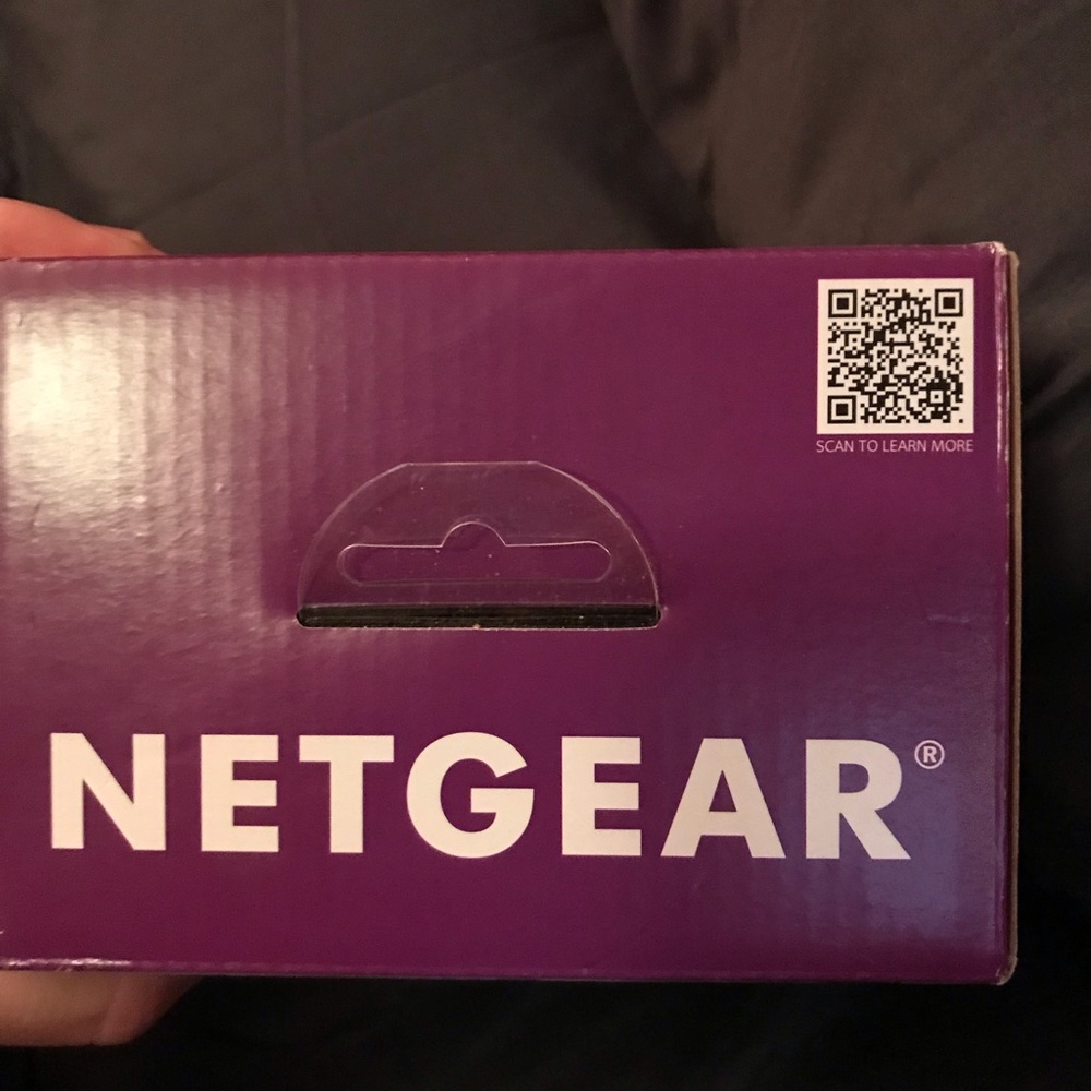 Range Extender 
Dual-band Essentials Edition, 750Mbps. - Picture 2 of 9